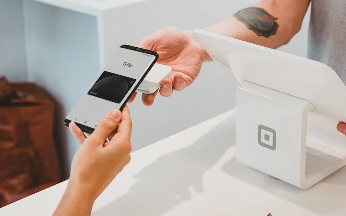 230320241711228255.jpeg Android 15 ile Google Wallet'teki Bir Sorunu Çözebilir