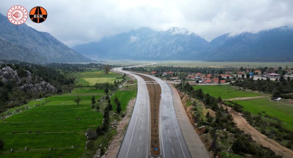 ankara antalya arası kaç kmdir